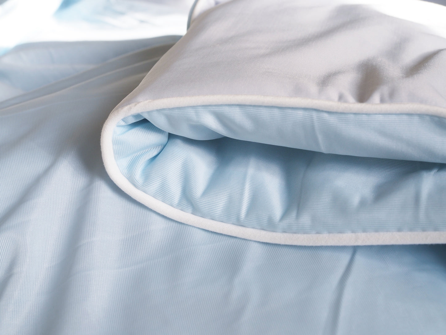 Breezy Sleep | The Original Cooling Blanket - Coolest Sleep For Hot Sleepers